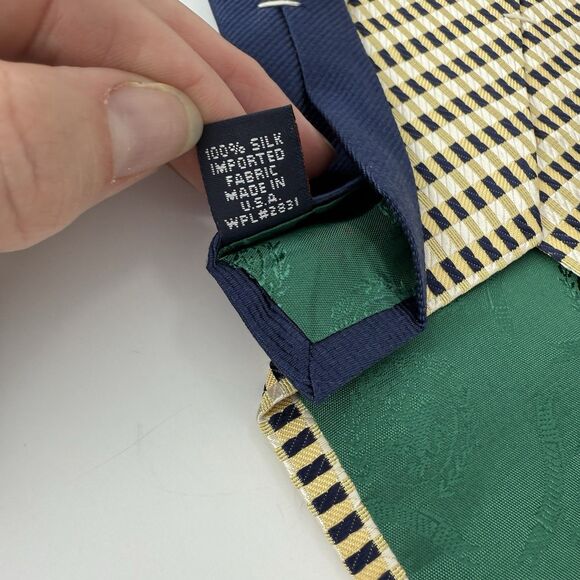 Tommy Hilfiger Men's Checkered Gold and Navy Blue Tie 100% Silk 56x3.5 - Picture 2 of 4